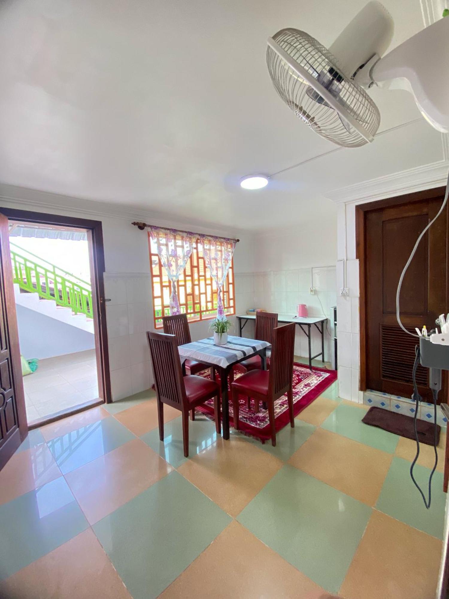 Centro Guest House Сиемрип Экстерьер фото